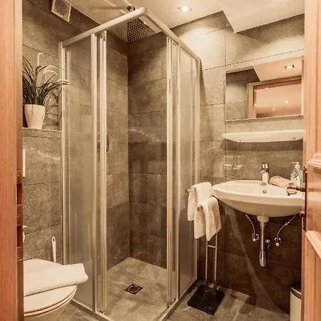 Fortuna Apart Hotel B&B *